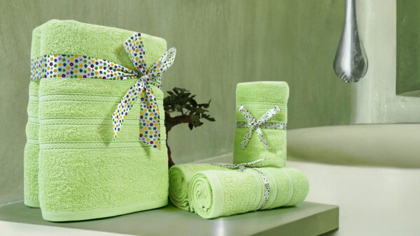 Soft & Durable Cotton Towels – Vat Dyed, Ring Spun 12/s – 425 GSM