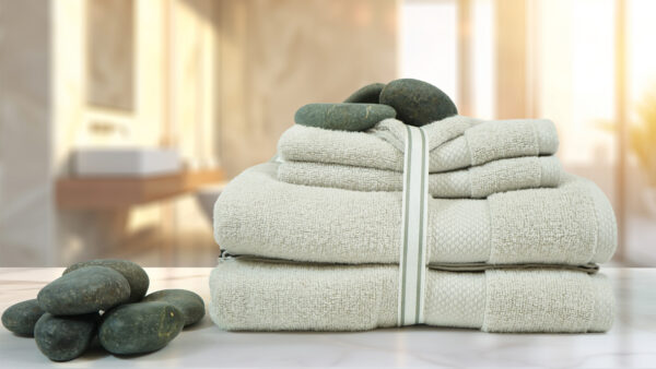 Royal Diamond Weave Towel – Solid Dyed, 580 GSM – 100% Cotton